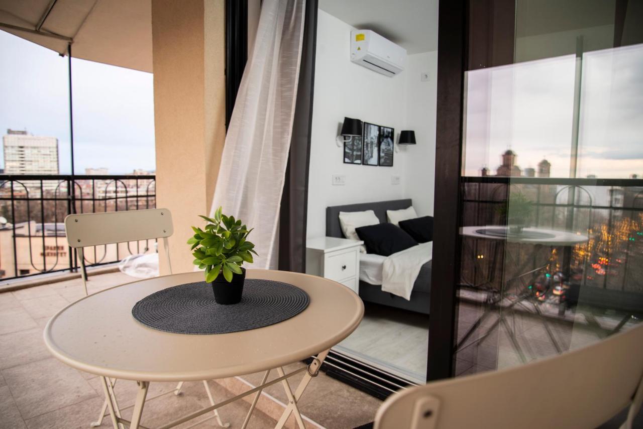 Rooftop Terrace Apartment เบลเกรด ภายนอก รูปภาพ