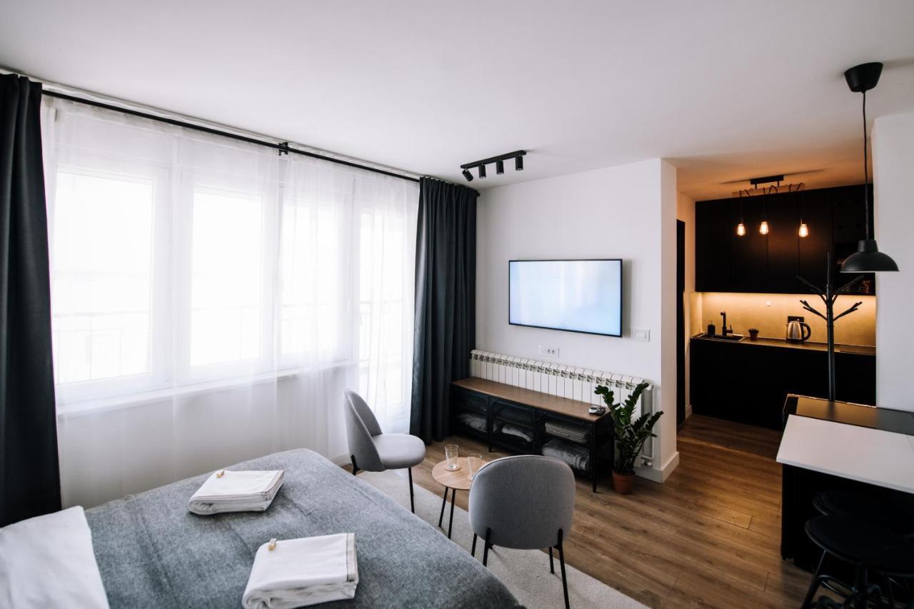 Rooftop Terrace Apartment เบลเกรด ภายนอก รูปภาพ
